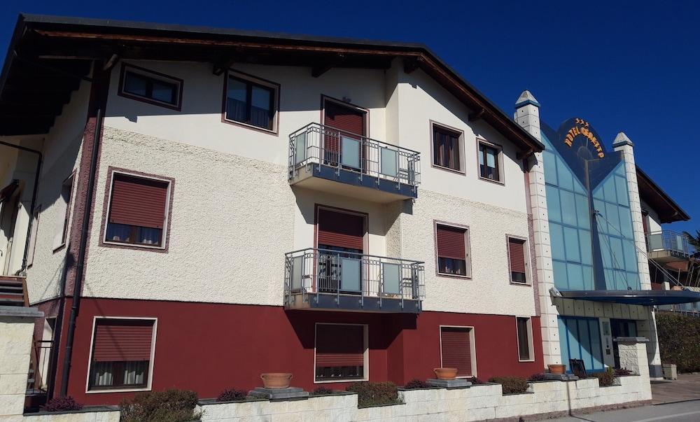 Hotel Ceretto Busca Dış mekan fotoğraf