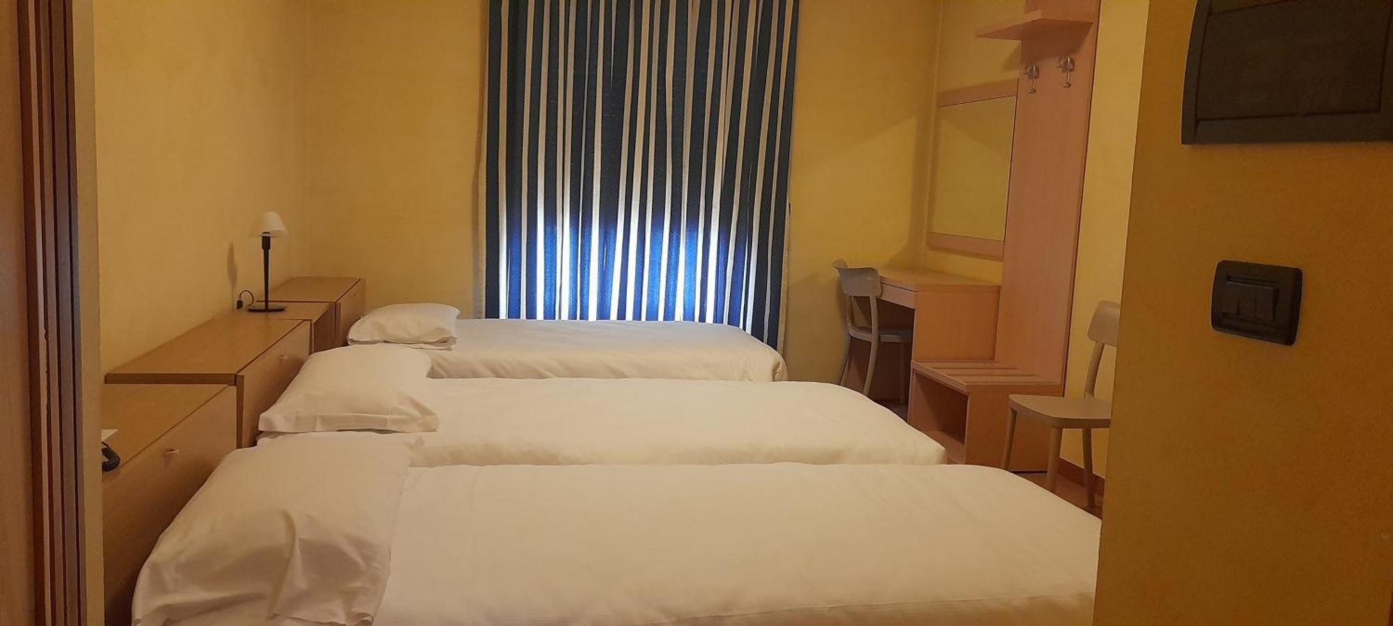 Hotel Ceretto Busca Dış mekan fotoğraf